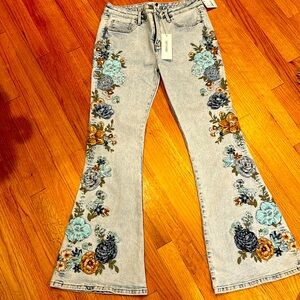 Driftwood Farrah Jeans-embroidered-NWT-Size 29 x 32